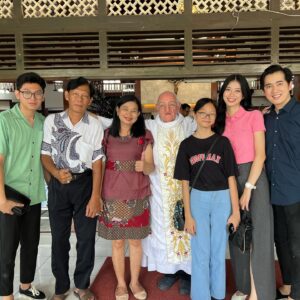Desy Genoveva Instagram - Plesiran akhir taun wingi mudik ceritane lur 😁😁😁