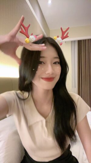 Desy Genoveva Instagram - Pada plesiran meng ndi?

Kalian liburan kemana?