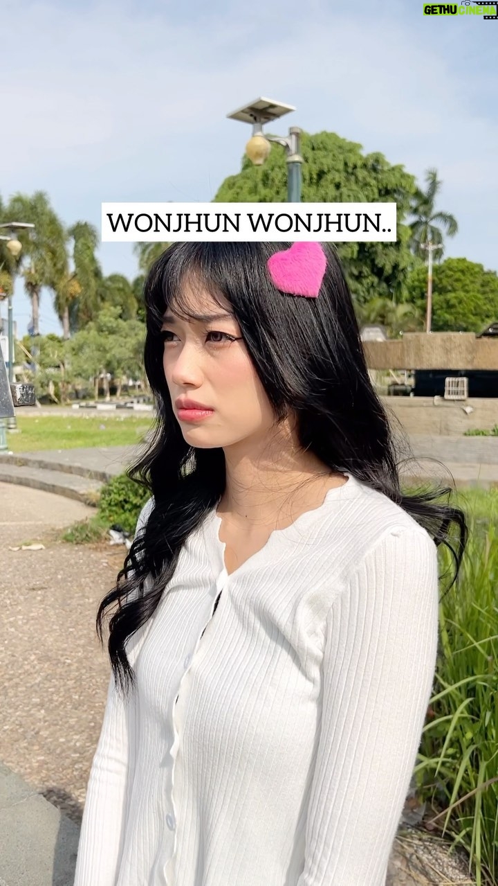 Desy Genoveva - 81.6K Likes - Walaupun Wonjun diajakin makan gak mau, tapi untungnya aku punya @tolak_angin , #BarangWajib aku yang selalu ada saat dibutuhkan 🫶🏻 #PintarIsMePintarIsYou #TolakAngin