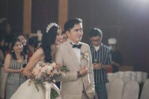 Desy Genoveva Instagram - 🤍🕊️

Wedding Planner & Organizer: @ohana_enterprise
Venue: @hotelciputrajkt 
Decoration: @cattleya_decoration 
Photo & video: @weddingsfactory
Holy matrimony gown: @bychristiebasil @christiebasill 
Bride & groom shoes: @langkahbylinalee @langkahforman
Groom suite: @sasdesigns 
MUA bride: @karenshenna.makeup
Hair do bride: @faw.hairdoo
MUA moms: @ohana.bridal
MUA bridemaids & sister: @neny_mulyani 
Gown moms & bride’s sister: @ohana.bridal
Reception gown: @ohana.bridal 
Bridesmaids dress: @atvezzo
RSVP & Digital Invitation: @viding.co 
Photobooth: @twinsphotobooth 
Wedding cake: @breadseason 
Entertainment: @seisarte.entertainment 
Reception bouquet 💐: @kikukoflorist 
Nails: @samikate.beauty

#KELpincutDESY