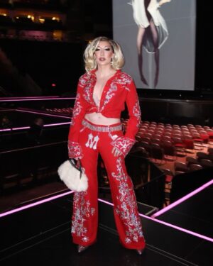 Detox Instagram - H TOWN HO-DOWN 

Had a blast at the Houston stop of @madonna’s #CelebrationTour with @bitchimjavi! 

Lewk: @theladyhyde 
Stoning: @natacodiva 
M: @tenderoni88 
Hair: @wigsandgrace