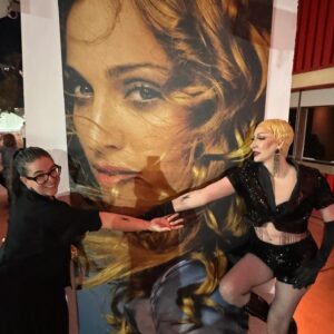 Detox Instagram - *GAY PANIC*

The energy at @madonna’s #CelebrationTour last night was electric!!!! Ran into so many friends & family, met some amazing people, danced like a mad woman, and then….KYLIE!!!!!!! We were expecting Queen @kylieminogue as the Vogue guest but we got oh so much more! 

Happy #InternationalWomensDay indeed!