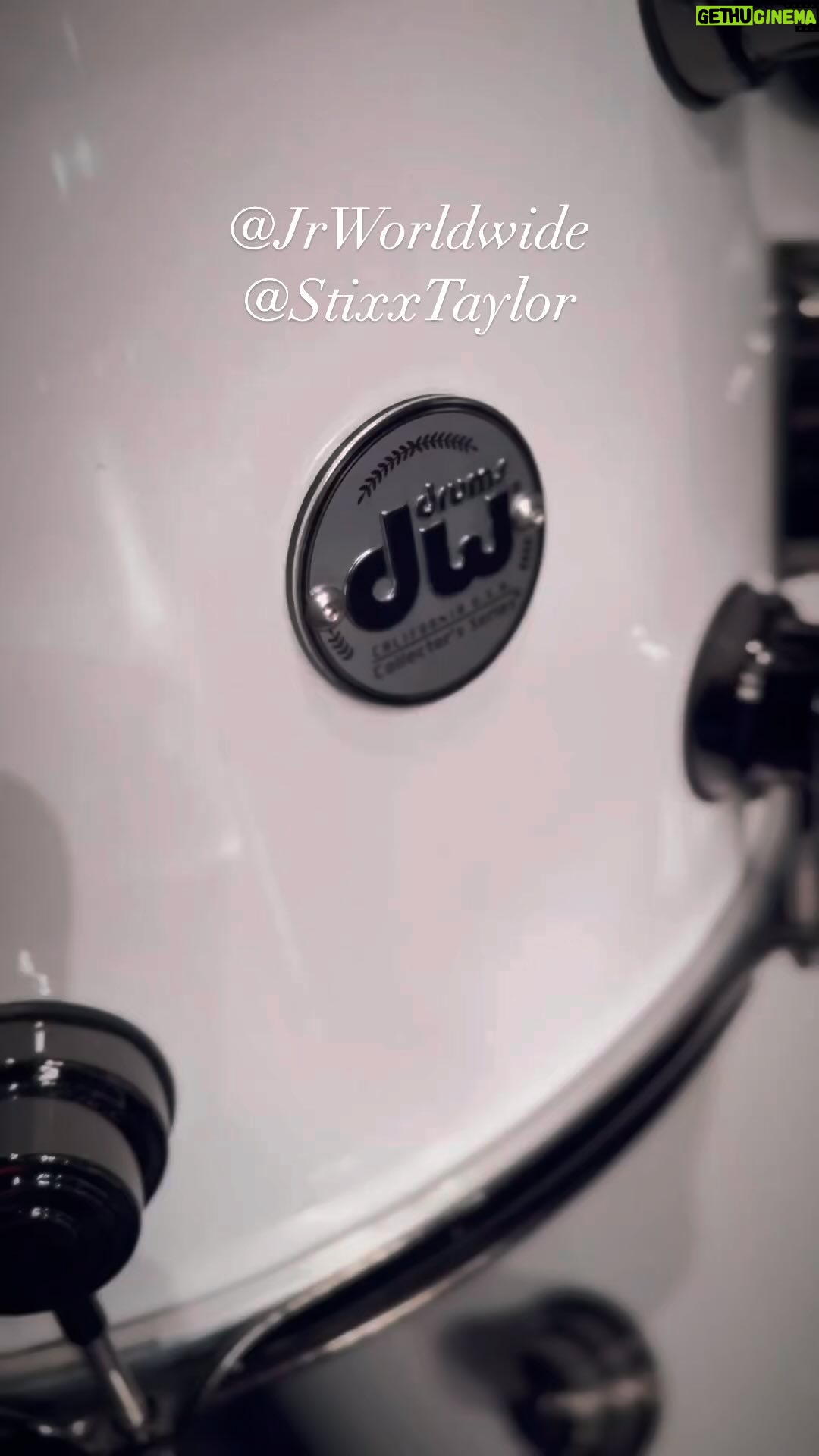 Devon Taylor - 2.8K Likes - Tour Prep for @usher Past Present Future World Tour. Kelly Shu install for @stixxtaylor #DrumTech #WorldTour #JrWorldwide #RaleighwoodStudios #Usher #TourPrep