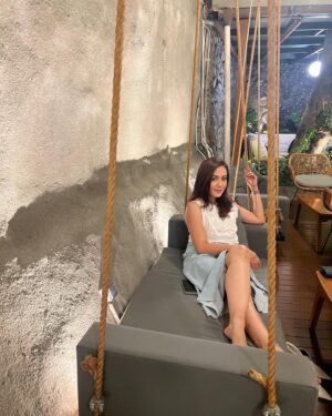 Dewi Amanda Instagram - Respect is earned ❤️
Honesty is appreciated ✌️
Trust is gained 🥂
Loyalty is returned 😘
#quotesoftheday #qouteslife #dewiamanda #ootd #qoutes #ootdsummer