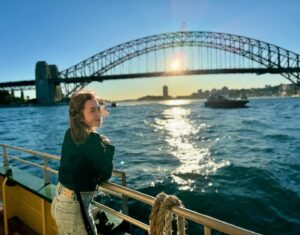 Dewi Amanda Instagram - Back to Home in Sydney..Spend my times with my Husband and catch the sunset,It’s the good things in my life❤️🇦🇺🦘🐨
Pics📸by: Lovely Hubs! @mattwilliams_act
#sunsetlovers #sydney #sydneysiders #australia #dewiamanda #operahousesydney #darlingharbour #aussie