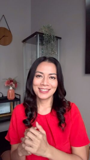 Dewi Lestari Instagram - Satu ruang terakhir untuk idemu! Yes, throw me an idea. Any idea. Sesederhana atau seabsurd apa pun itu. 
Berkat proses kreatifnya yang unik, dalam antologi Tanpa Rencana saya dikondisikan untuk menjemput ide apa pun yang lewat. Sekelebat buah pikir, benda yang singgah di pandangan, dsb. Bukannya tak mungkin sepenggal-dua penggal kalimatmu pun bisa digarap menjadi sebuah cerita.
Silakan tuliskan cercah idemu secara singkat di bit.ly/idetanparencana. Bagi yang idenya terpilih, saya akan undang untuk menghabiskan waktu berkualitas bersama, saya jamu makan dan ngobrol panjang, dan saya siapkan hadiah-hadiah lain yang personalized buat kamu 😘 Waktunya seminggu ya, ghaes! Ditungguuu… ❤️

#TanpaRencana #DeeMenulis #DeeLestari #Addeection #BentangPustaka