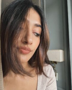 Actress Dhanashree Verma HD Instagram Photos and Wallpapers August 2024