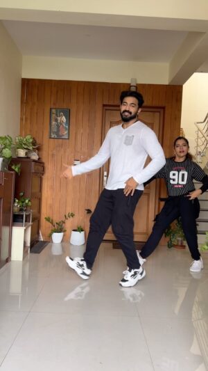Dhanya Mary Varghese Instagram - Just following the beat and trend.. 🕺💃❤️

#johnjacob #dhanyamaryvarghese #lifewithjod #actors #actorscouple #dancers #dancelovers #vickykaushal #ᴛᴀᴜʙᴀᴛᴀᴜʙᴀ #taubatauba