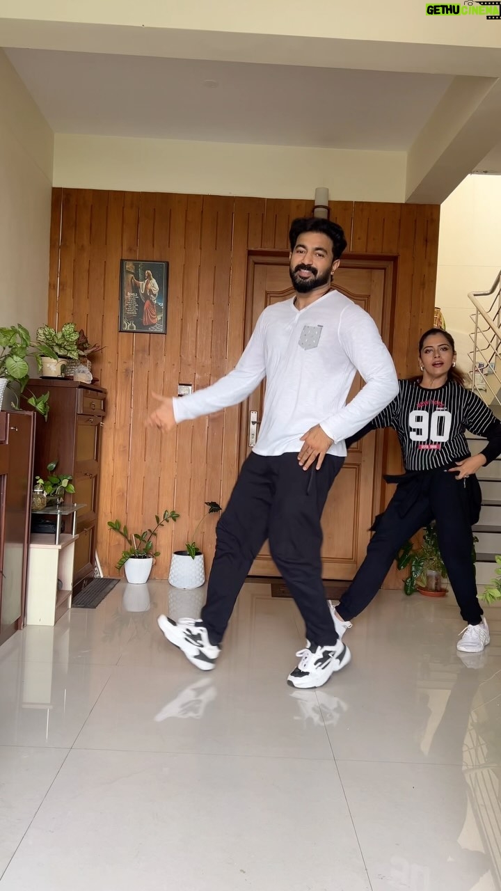 Dhanya Mary Varghese - 98.5K Likes - Just following the beat and trend.. 🕺💃❤️
#johnjacob #dhanyamaryvarghese #lifewithjod #actors #actorscouple #dancers #dancelovers #vickykaushal #ᴛᴀᴜʙᴀᴛᴀᴜʙᴀ #taubatauba