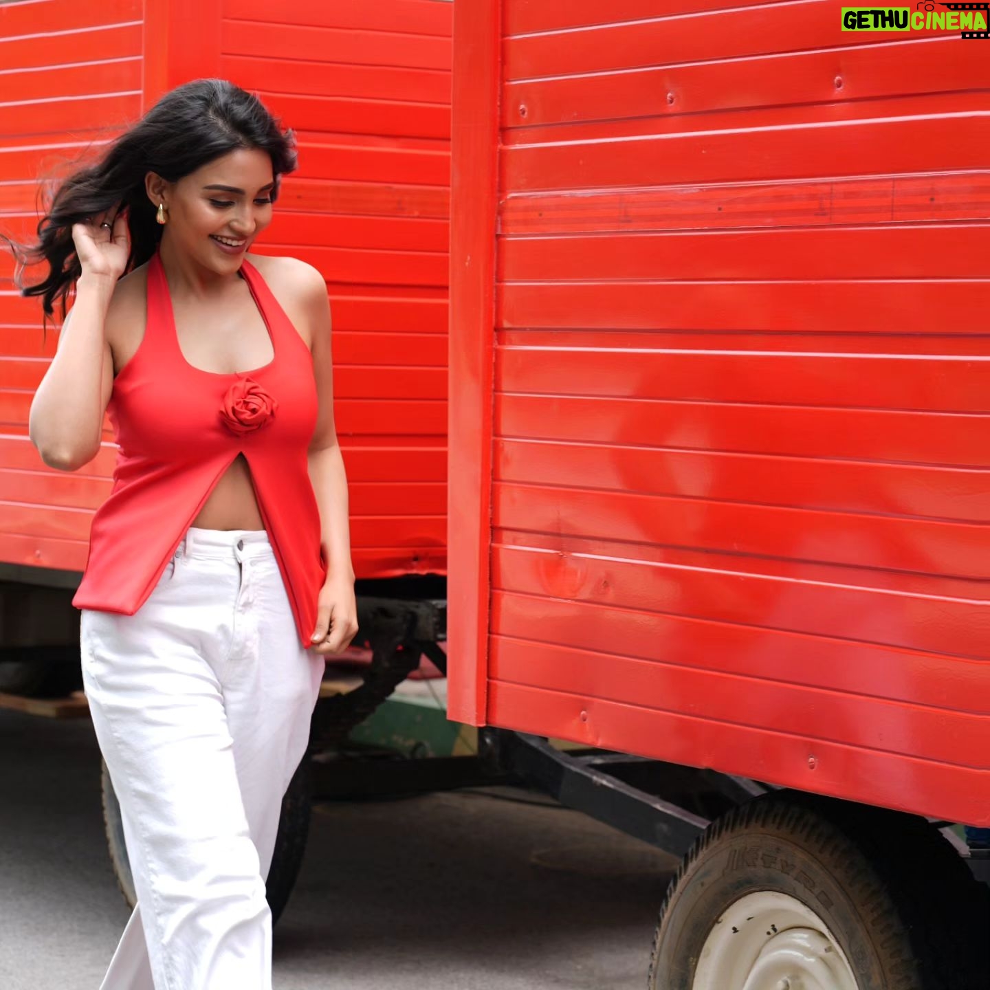 Dharshna Sripal - 28.1K Likes - Drop some ❤️'s!
📸 @youandmemediaz 🥂