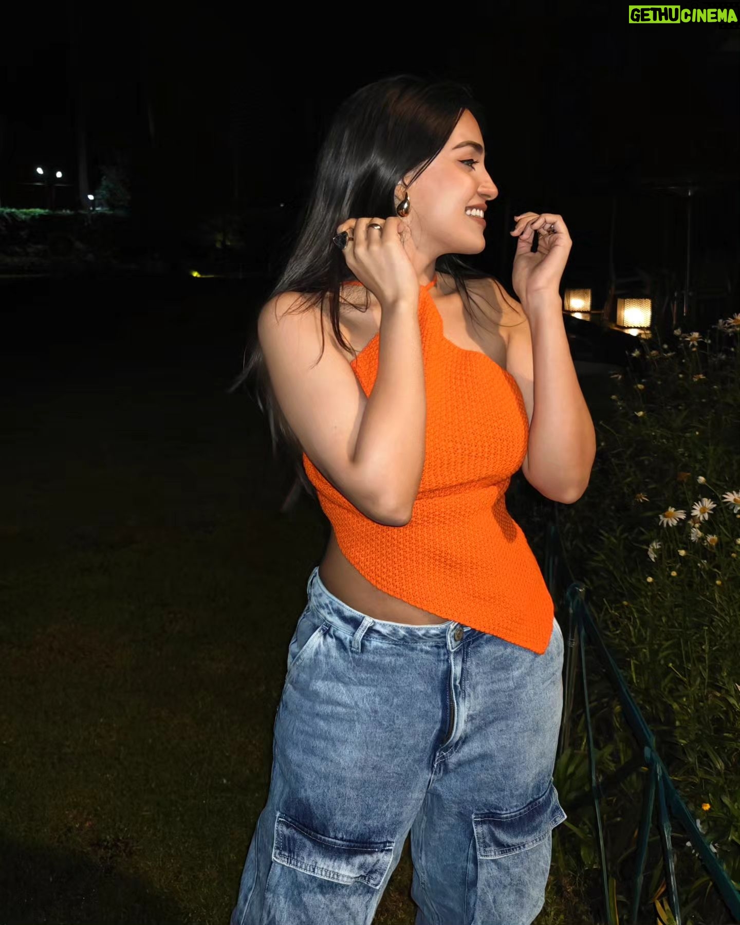 Dharshna Sripal - 27.3K Likes - Good evening. 🧡✨🥂