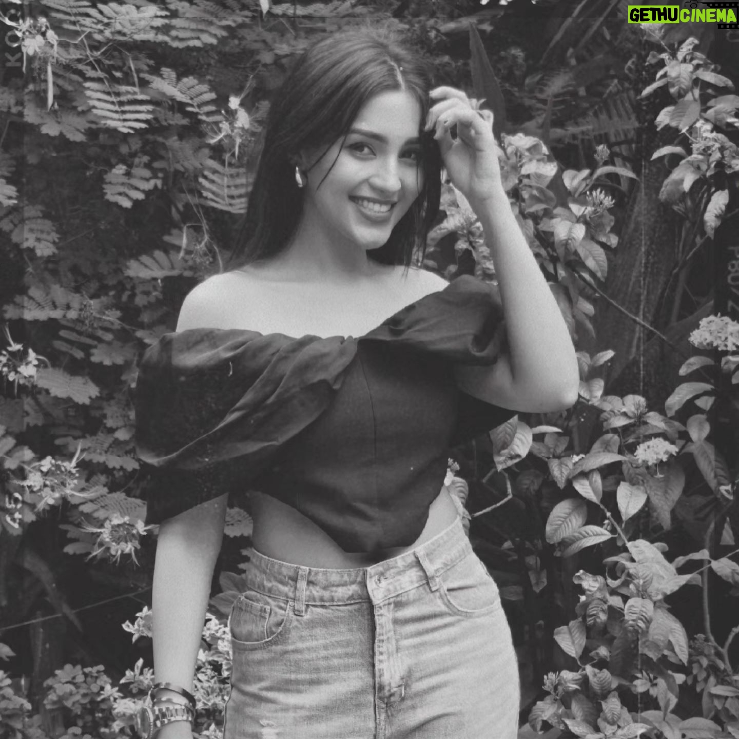 Dharshna Sripal - 22.1K Likes - 🤍