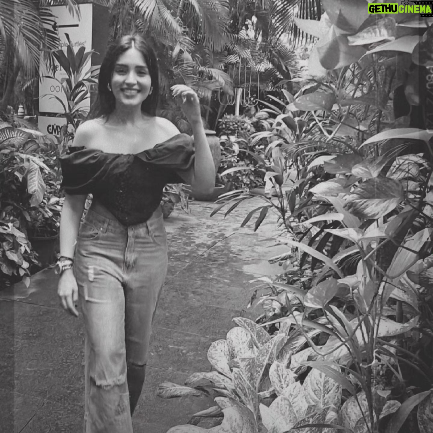 Dharshna Sripal - 22.1K Likes - 🤍