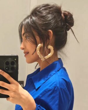 Dharshna Sripal Instagram - Made you look.