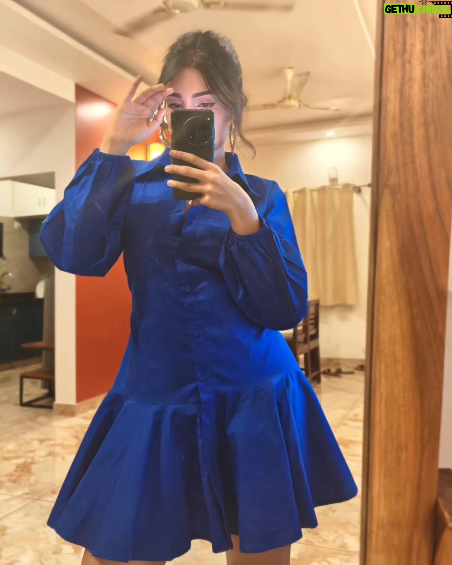 Dharshna Sripal - 22.4K Likes - Made you look.