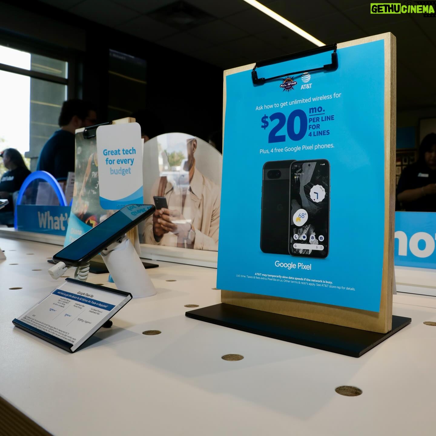 Diana Taurasi - 12K Likes - What a weekend! Had a blast seeing all the fans at the @att store in Phoenix. Stop by your AT&T store in The Valley to learn about their exclusive offers! #ad