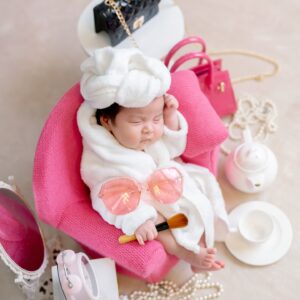 Diane Medina Instagram - Happy 1 month old my baby @isabella_ilustre 💖💖💖

Love you anak!

Concept and Photo by @thebabyvillagestudio