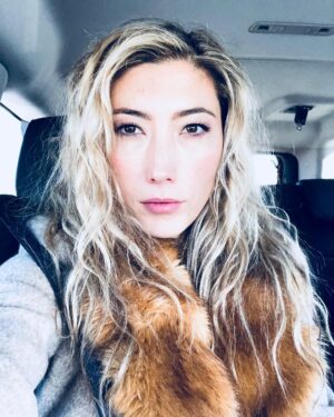 Dichen Lachman Instagram - On my way to #nyc for #alteredcarbon ✈️I haven’t been there since I attended #parsonsschoolofdesign for a summer painting class in 2000. I’m so excited to be there and talk about the show in the city that never sleeps. (This is #fauxfur btw) @skydance @altcarb