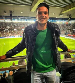 Diego Plaza Instagram - 📍Parc des Princes: Ici c'est París 🇨🇵