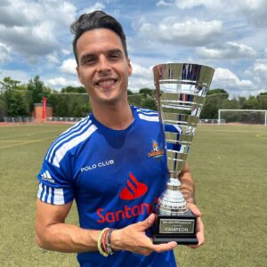 Diego Plaza Instagram - Final feliz 🏆⚽
@elchiringuitotv