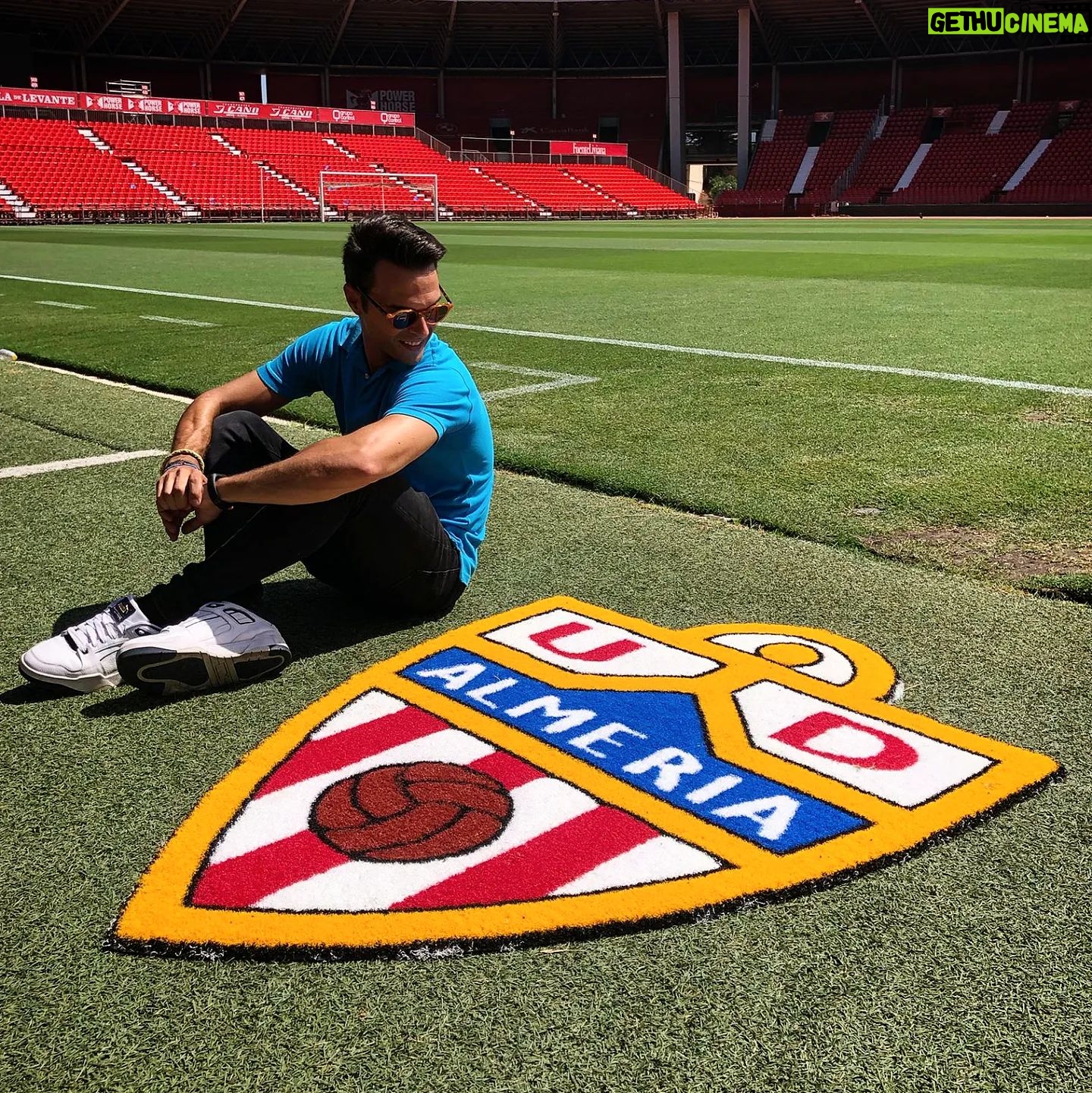 Diego Plaza - 7.8K Likes - Fuimos, somos y seremos. Mi tierra, mi casa, mi club @udalmeria 🔴⚪