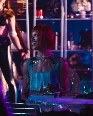 Dimitri Nana-Côté Instagram - throwback to my appearance on @thequeenpriyanka ‘s iconic #comethrough music video ❤️‍🔥😈

photo @miabokhari 
Stylist @amber_watkins