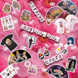 Dimitri Nana-Côté Instagram - Bonjour Bonjour Los Angeles! ☀️

Only a few more days before to meet you all at @rupaulsdragcon !! Can’t wait ! 🔥

We will be at BOOTH 721 Friday & Saturday! 🌸

Come say Bonjour and get our new merch !! 👋 🇨🇦

#dragcon #rupaulsdragcon #rupaul #canada #drag #dragqueen #merch