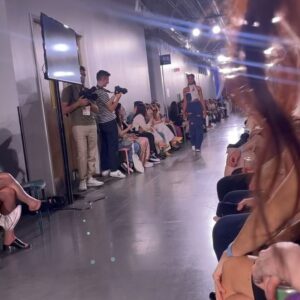 Dimitri Nana-Côté Instagram - Défilé des finissants du @collegelasalle 2024💞
Loved the looks, loved the people, a great night🥰

📸 @bertexertier 💞