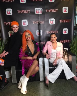 Dimitri Nana-Côté Instagram - jealousy is a disease to which we say « get well soon »♥️ loved meeting  and performing for @meredithmarks today, legend from the @housewivesofslc ♥️

with our P.I. @therealhousewivesorders (go see their account if you’re a housewives fan)🥺🧡🧡🧡

event by @thisisthyrst and @hayucanada, thank you for having meeee!♥️