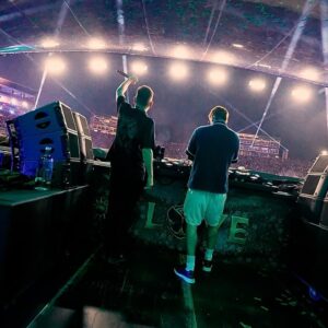 Dimitri Vegas Instagram - WHAT A NIGHT 🤯

We still can’t get over what happened yesterday at @tomorrowland. We invited our brother and legend, @vindiesel, on stage, and the rest was pure magic. Thank you to the People of Tomorrow for the love and energy during our set – we couldn’t have wished for anything more. ❤️