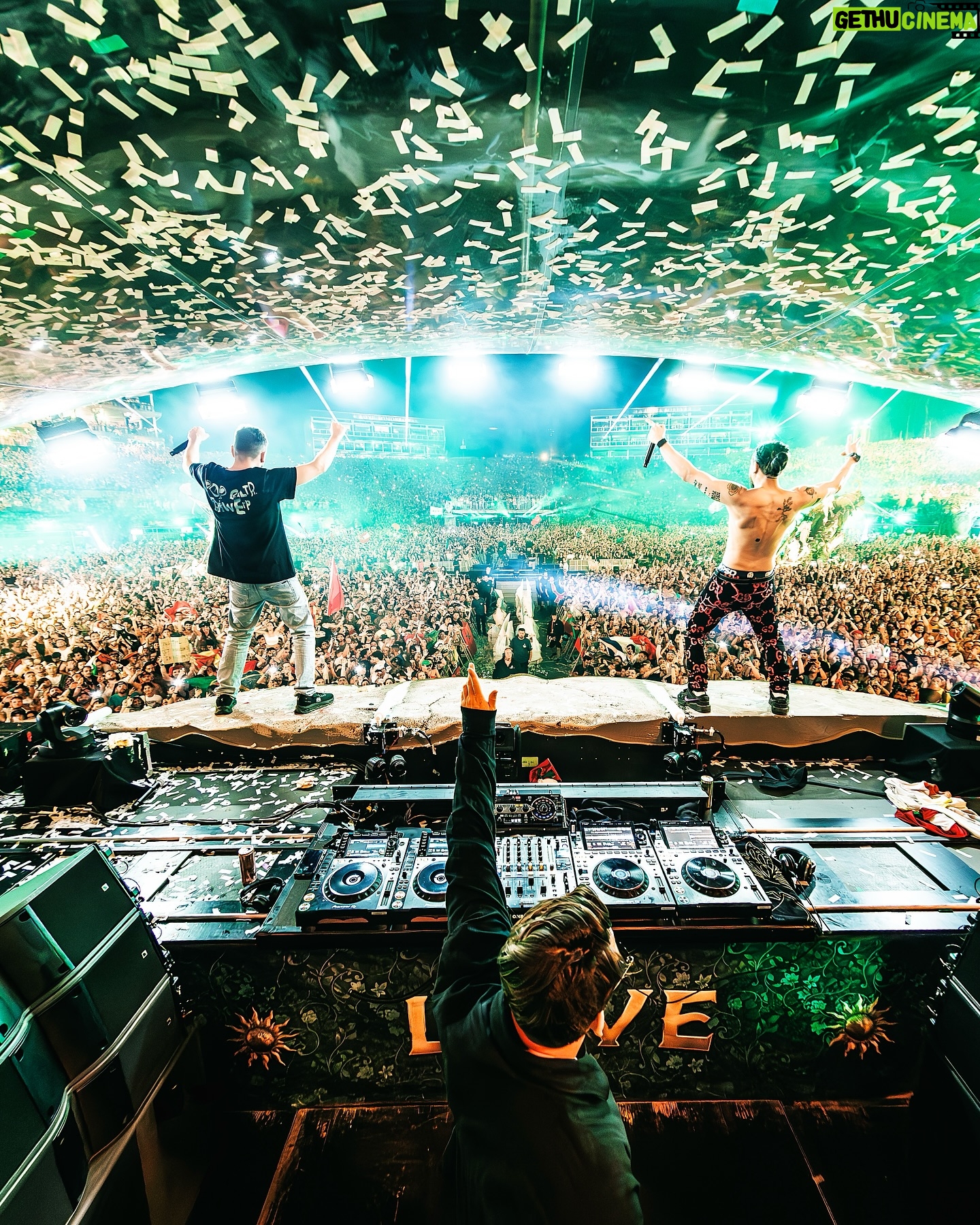 Dimitri Vegas - 90.7K Likes - TOMORROWLAND 20 YEARS OF MADNESS š„
We had the honor of closing Weekend 1 of Tomorrowlandās 20th anniversary, and it was beyond anything we could have wished for. Thank you to everyone involved in making this happen! ā¤ļø