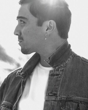 Diogo Martins Instagram - 📸 : @whoeyegot 🙌🏻
@triangulodasbermudas 👌🏻
@levis_pt
#actorslife
#fashion
#photooftheday
#levis
#liveinlevis