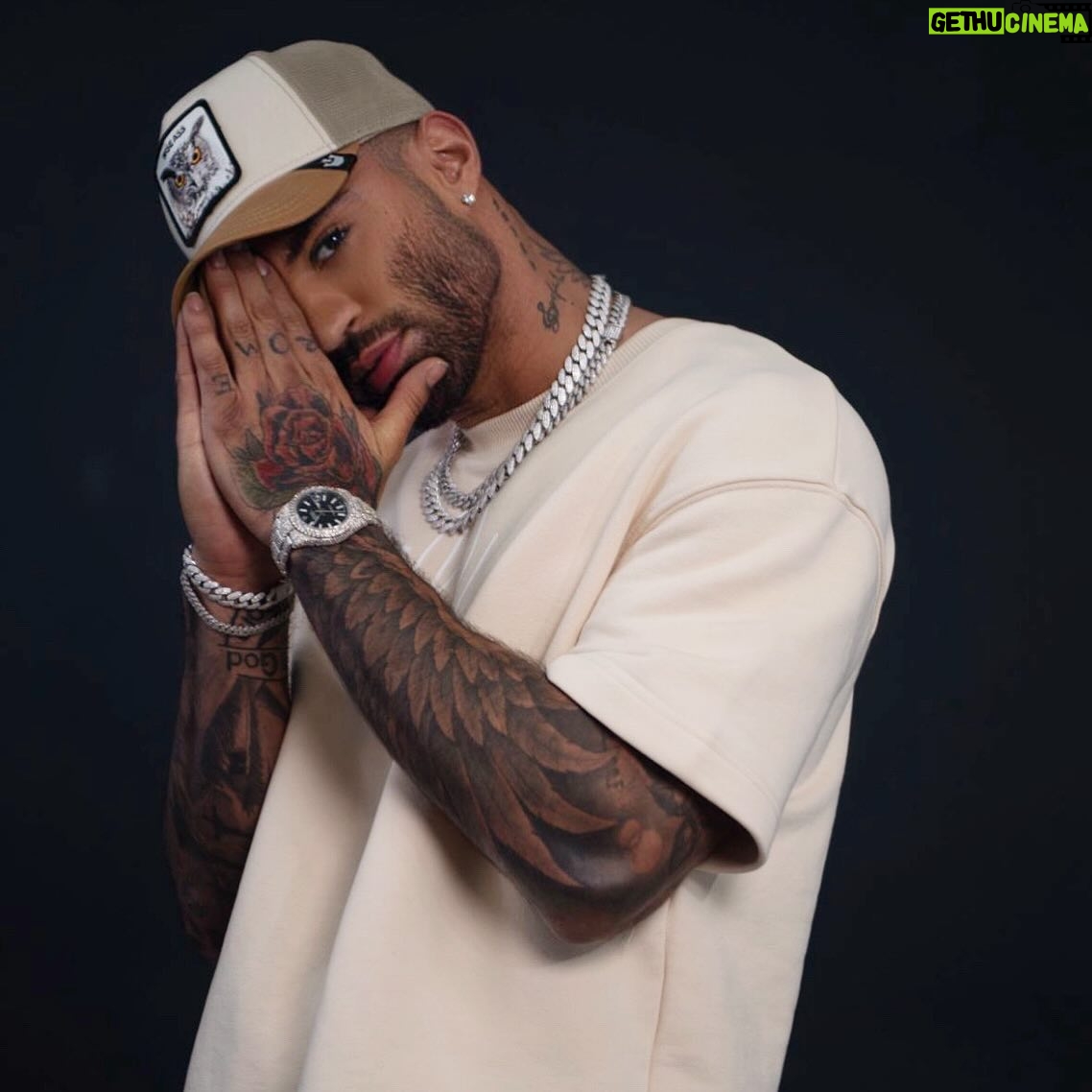 Dion Rome - 3 Likes - lost in the right direction..