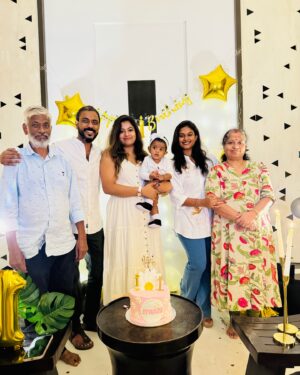 Divya Bharathi Vetrivel Instagram - Family ❤️