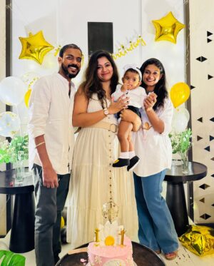 Divya Bharathi Vetrivel Instagram - Family ❤️