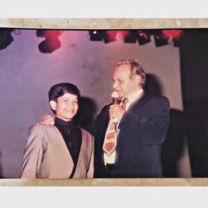 Divya Kumar Instagram - This is a really late post, sorry for that, have been blessed to have started my journey with you anandji uncle.. all i can say is thank you for making me live my dream and so many other kids who needed the stage to showcase their talent. Today there are multiple reality shows for talents around the world , but we had little wonders and little stars where you have produced and given gems to this music industry.  You are just 91 years younger i feel, wish you decades of healthy life and happiness. Thank you for being a guiding angel in my life.. Belated happy birthday the real DON of the music industry❤️🙏🏼😇❣️😍