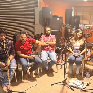 Divya Kumar Instagram - We had A Great Artists percussionist musicians @hanifaslam_official @hanifaslam_officia @aslidivyakumar l and his band rehearse with us and boy, were we happy with what we heard. Have you cheked out their livestreams and releases yet? At BoomBay JamPad 

.
.
.
.
.
.#livemusic #livemusicrocks #livemusicphotography #livestreaming #livestream #livestreamer #livestreamconcert #rehearsal #rehearsals #rehearsalstudio #rehearsalroom #jampad #jamroom #jamroomstudio #jamroomlive #mumbaimusicians #mumbaimusic #mumbaimusicscene #boombayjampad #bandrehearsal #bandrehearsals #bandrehearsalstudio #bandrehearsalstudios #photographychallenge� #photochallenge�