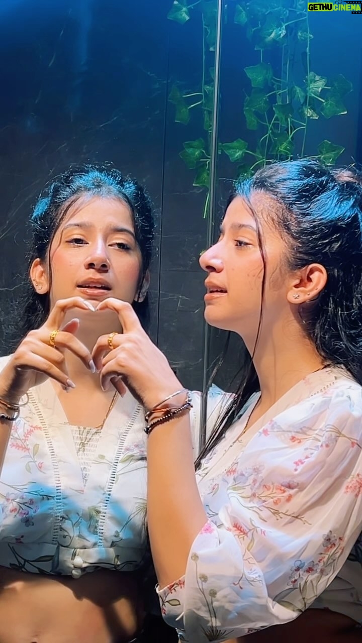 Divya Sharma - 167.7K Likes - 𝗖𝗵𝗮𝗵𝘂𝗻 𝗺𝗲𝗶𝗻 𝘆𝗮 𝗻𝗮𝗮 🥺👉🏻👈🏻
#divyaofficial09 #diamondsofdivya
.
.
#reelitfeelit #reelkrofeelkro #explore #saiji #reelsinstagram #reelsvideo #reelsindia #reelsviral #reelsinsta #reelslovers #trendingreels #viralreels #fyp