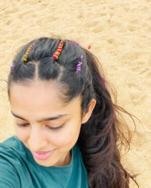 Divya Sripada Instagram - Throwback to last year!
S23 Ep07 The One Where Mom and I went to Goa 🐚