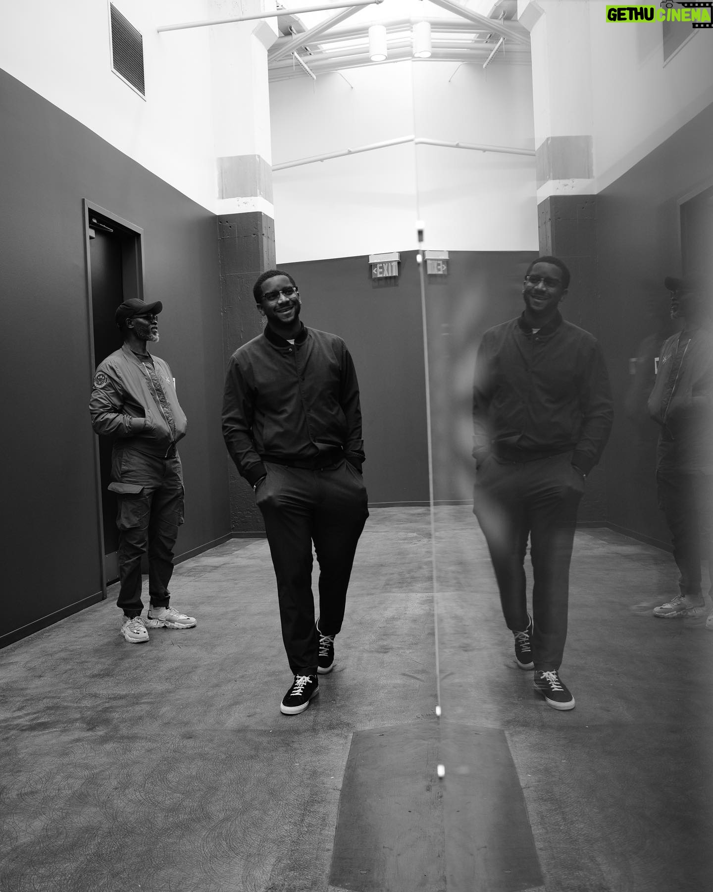Djimon Hounsou - 5.8K Likes - Last week, I caught up with Co-founders Ryan Wilson and TK Petersen of The Gathering Spot in Atlanta. It was an opportunity to build connections, share the vision of the @dhf_org, and hear from Ryan and TK about the journey, philosophy and plans for The Gathering Spot. Thank you, Ryan and TK, for having me 🙏🏿
#conneciton #community #collaboration #whywegather