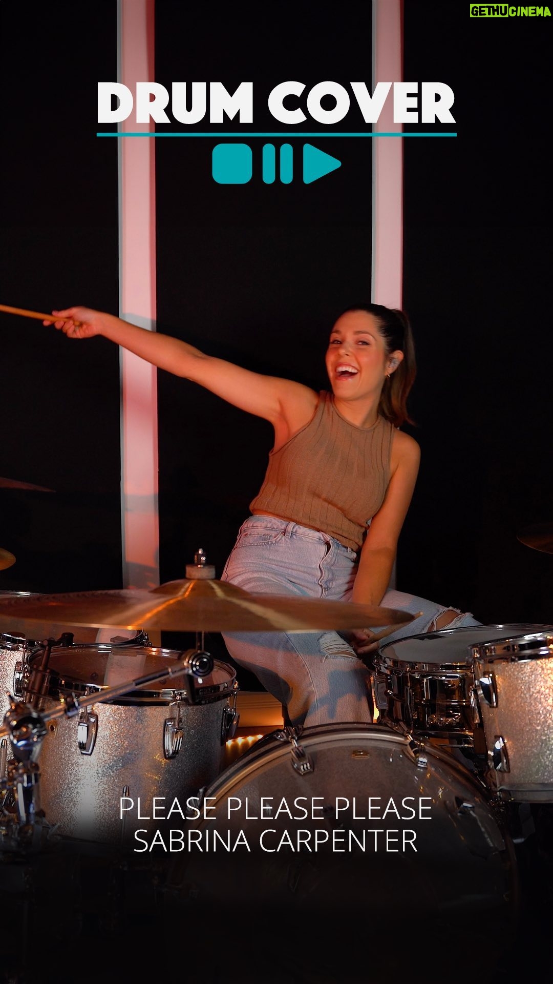 Domino Santantonio - 25.6K Likes - Domino performs the feel-good hit “Please Please Please” by Sabrina Carpenter. Let us know, in the comments, what you think of @dominosantantonio ‘s drum cover and what song she should cover next! 🥁
#pleasepleaseplease #sabrinacarpenter #popsong #popmusic #popdrums #drumcover #drums #drumming #drummer #dominosantantonio #thomannsdrumbash #thomann