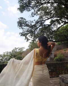 Actress Donal Bisht HD Instagram Photos and Wallpapers June 2024