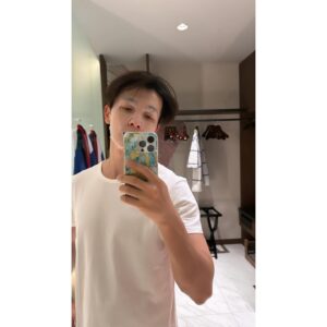 Actor Donghae HD Instagram Photos and Wallpapers August 2024