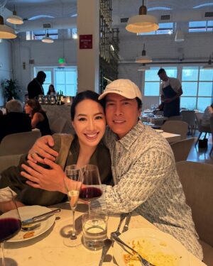 Donnie Yen Instagram - On my actually day, we had quiet birthday dinner celebration with my most favourite people in the world, and that’s my whole world! ❤️❤️❤️

Thank you everyone for the birthday month celebrations and wishes!