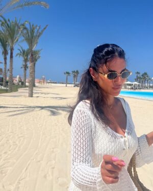 Dorra Instagram - 💕🤍☀️🌊🌴🍋☕️🥤🍣🐚🏝️