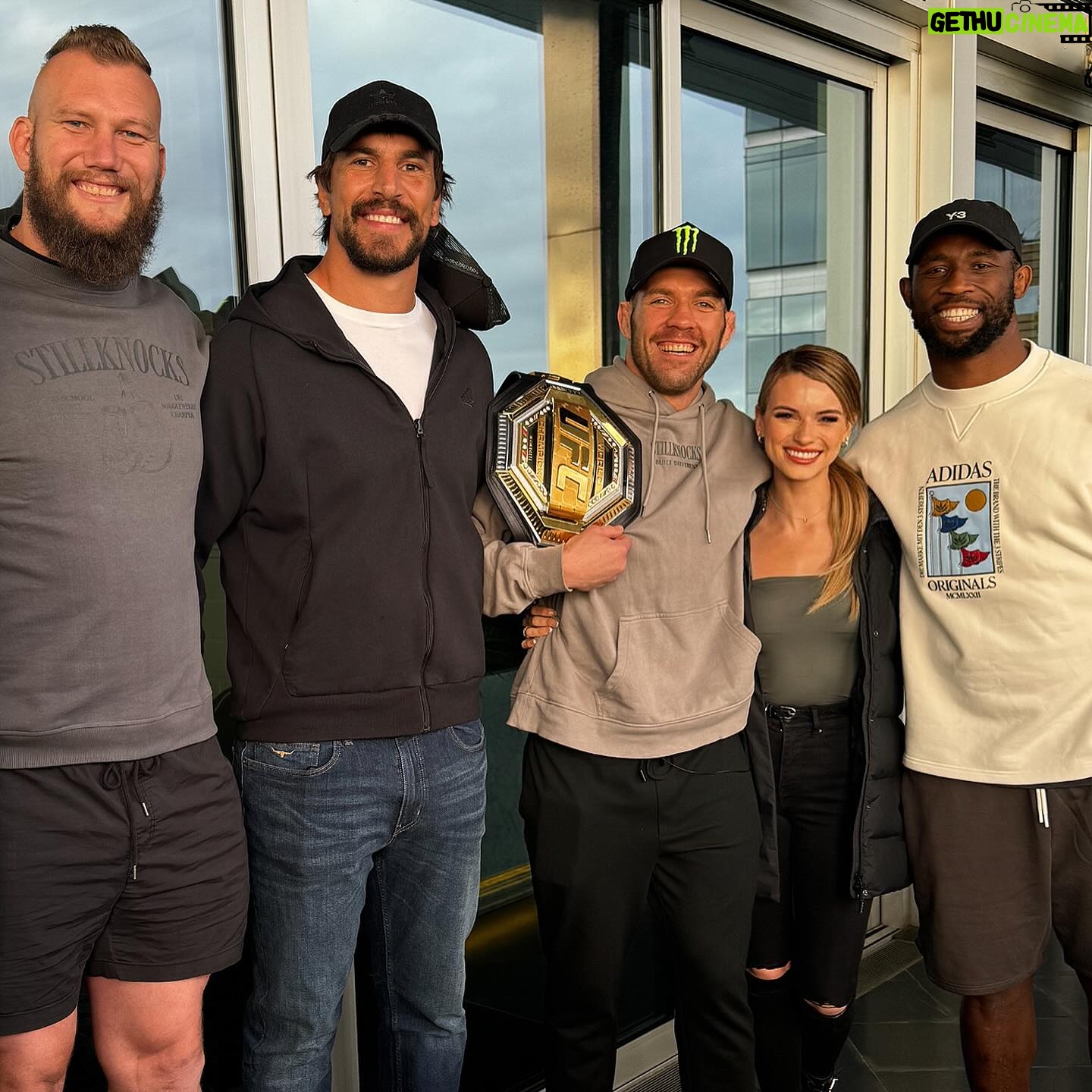 Dricus Du Plessis - 106.4K Likes - What an absolute honour and privilege to be a Saffa!
Thank you @bokrugby for the support and wishes, let’s go show the world what we know.
Massive shoutout to @crownperth for facilitating all of this and thank you @bobbyvanjaarsveld @ricusnel @joblack8 julle is ysters. #mannedisnvoorreg🇿🇦 #ufc305perth
