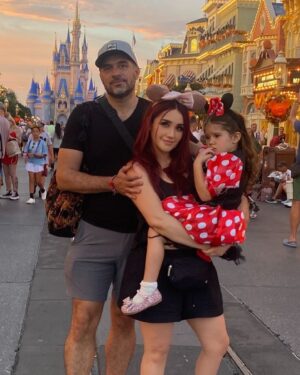 Dulce María Instagram - ❤️🥰🌟✨💫💥 @disneyworld.latino  gracias por tantas emociones 🤩🥳😍!!! 🙌🏼🧚🏻‍♀️
