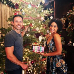 Dylan Bruce Instagram - Come celebrate the Holidays with Fiji and Bobo tonight @nbcmidnighttexas on @nbc 9/8c #midnighttexas