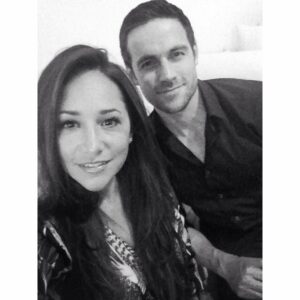 Dylan Bruce Instagram - Dinner with my babe ❤