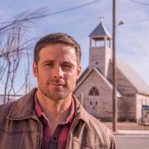 Dylan Bruce Instagram - I'm in love with tonight's episode of @nbcmidnighttexas 10/9c. Bobo's in love with church selfies. Cya tonight #midnighters #midnighttexas